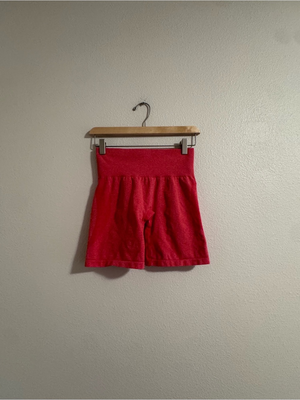 NVGTN High-Waist Red Women’s bike Shorts